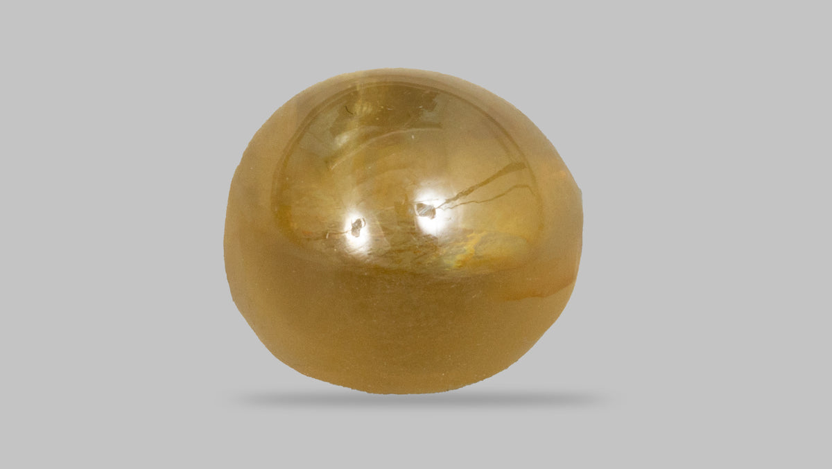 Cat's Eye (Lehsuniya) 4.76 Carats / 5.23 Ratti