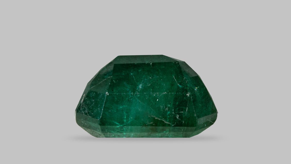Zambian Emerald (Panna) 4.04 Carats / 4.44 Ratti