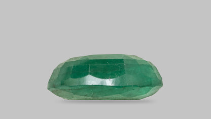 Zambian Emerald (Panna) 7.19 Carats / 7.9 Ratti