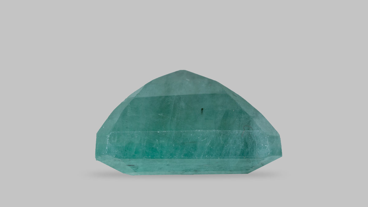 Minor Oil Natural Zambian Emerald (Panna) 12.90 Carats / 14.18 Ratti