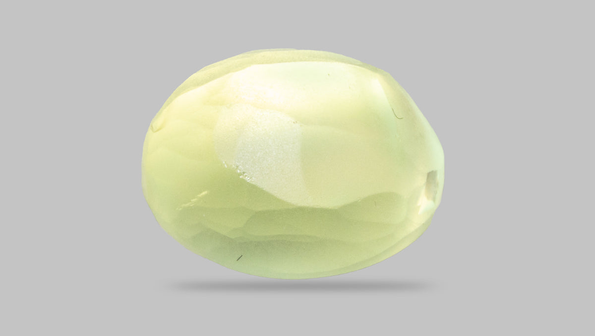 Cat's Eye (Lehsuniya) 5.33 Carats / 5.86 Ratti
