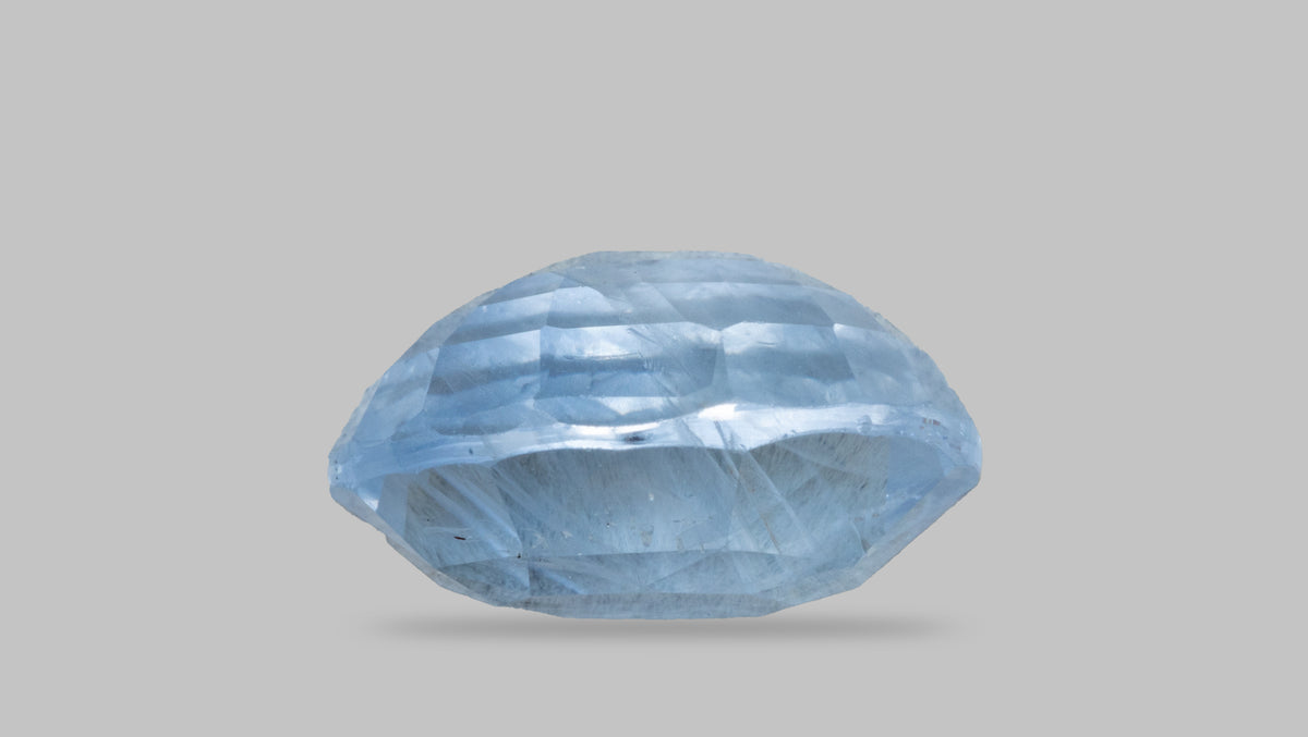 Natural Blue Sapphire 5.49 Carats / 6.03 Ratti