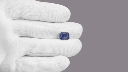 Natural Blue Sapphire 6.41 Carats / 7.04 Ratti