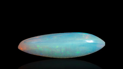 White Opal With Fire 4.22 Carats / 4.64 Ratti
