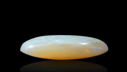 White Opal With Fire 5.79 Carats / 6.36 Ratti