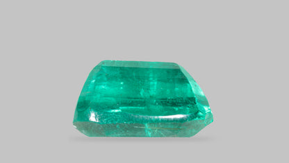 Zambian Emerald (Panna) 4.48 Carats / 4.92 Ratti