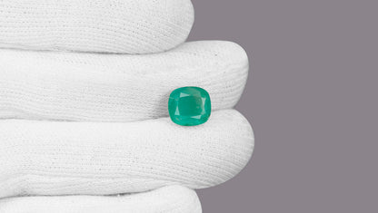 Zambian Emerald (Panna) 5.14 Carats / 5.65 Ratti