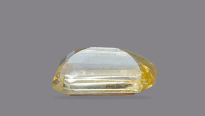 Natural Yellow Sapphire 7.09 Carats / 7.79 Ratti