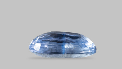 Natural Blue Sapphire 4.09 Carats / 4.49 Ratti