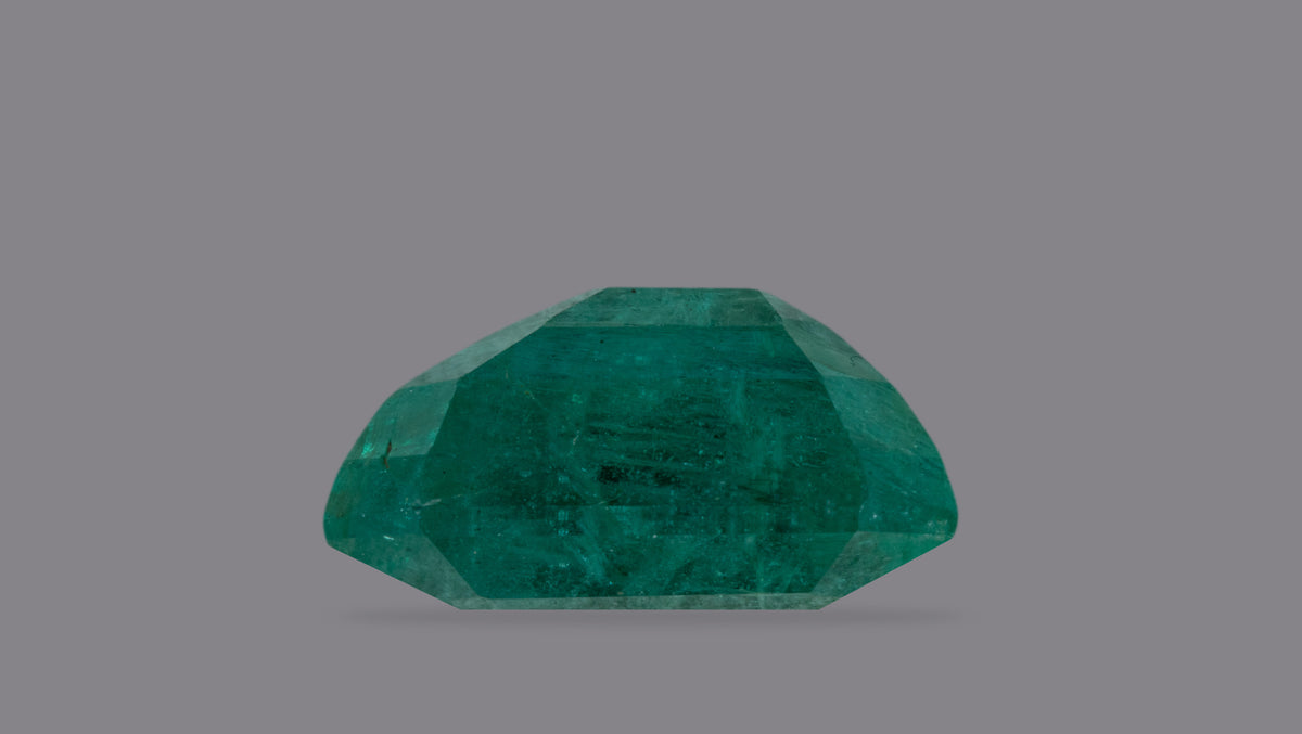 Zambian Emerald (Panna) 7.22 Carats / 7.93 Ratti