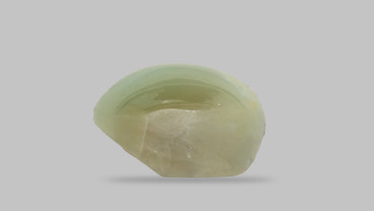 Cat's Eye (Lehsuniya) 7.74 Carats / 8.51 Ratti
