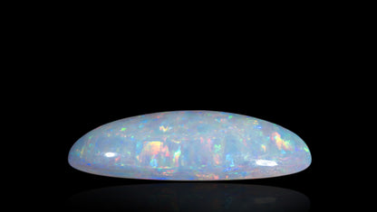 White Opal With Fire 4.19 Carats / 4.6 Ratti