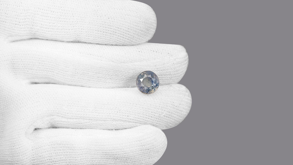 Natural Blue Sapphire 8.21 Carats / 9.02 Ratti