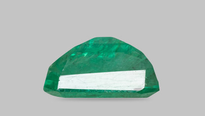 Zambian Emerald (Panna) 1.91 Carats / 2.1 Ratti