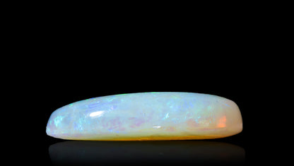White Opal With Fire 9.25 Carats / 10.16 Ratti