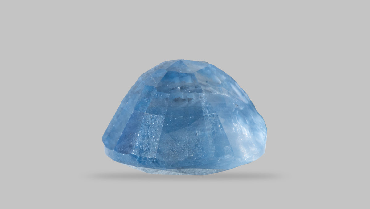 Natural Blue Sapphire 4.97 Carats / 5.46 Ratti