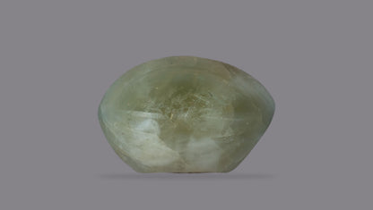 Cat's Eye (Lehsuniya) 10.53 Carats / 11.57 Ratti