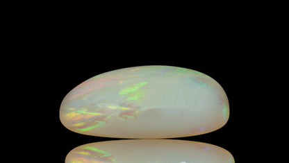 White Opal With Fire 15.69 Carats / 17.24 Ratti