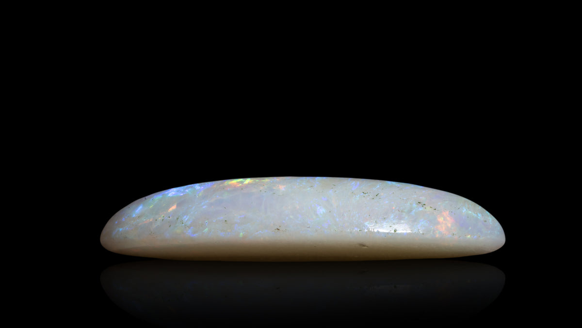 White Opal With Fire 4.88 Carats / 5.36 Ratti