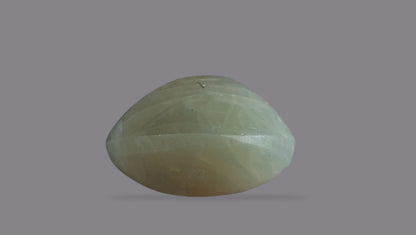 Cat's Eye (Lehsuniya) 3.97 Carats / 4.36 Ratti