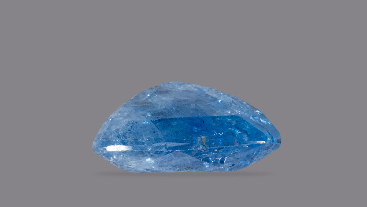 Natural Blue Sapphire 8.75 Carats / 9.62 Ratti