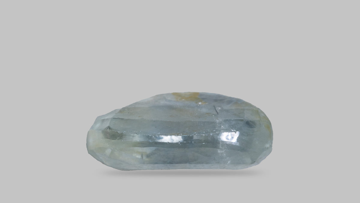 Natural Blue Sapphire 7.92 Carats / 8.7 Ratti