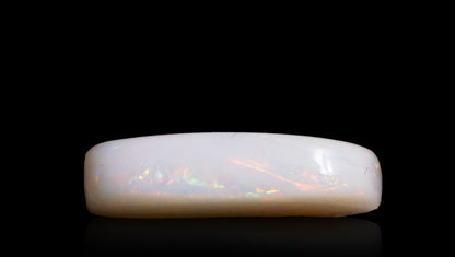 White Opal With Fire 10.80 Carats / 11.87 Ratti