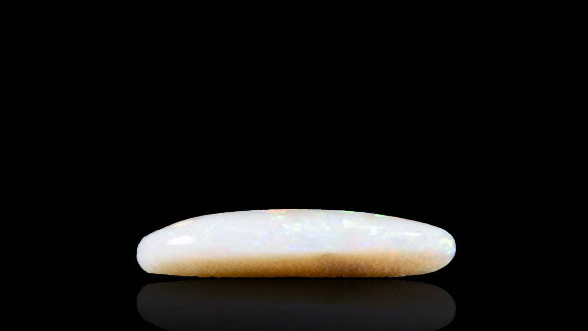 White Opal With Fire 10.71 Carats / 11.77 Ratti