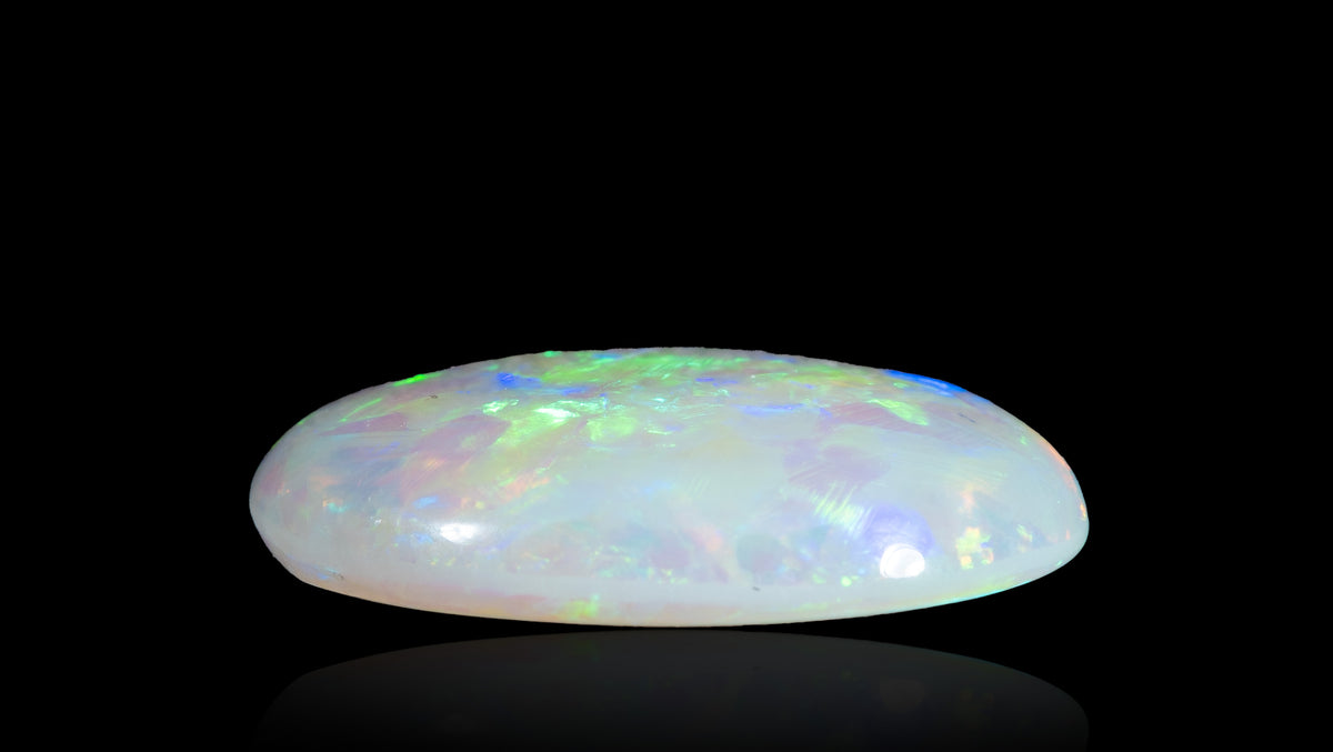 White Opal With Fire 3.51 Carats / 3.86 Ratti