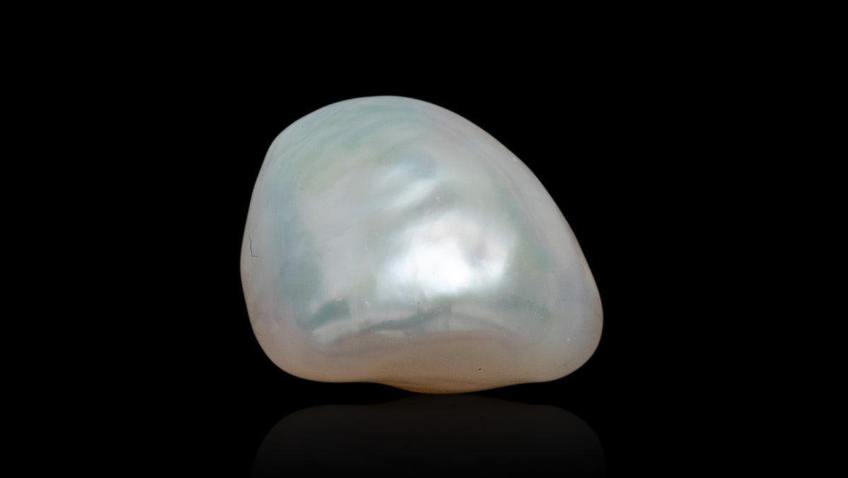 Venezuela Pearl12.49 Carats / 13.72 Ratti