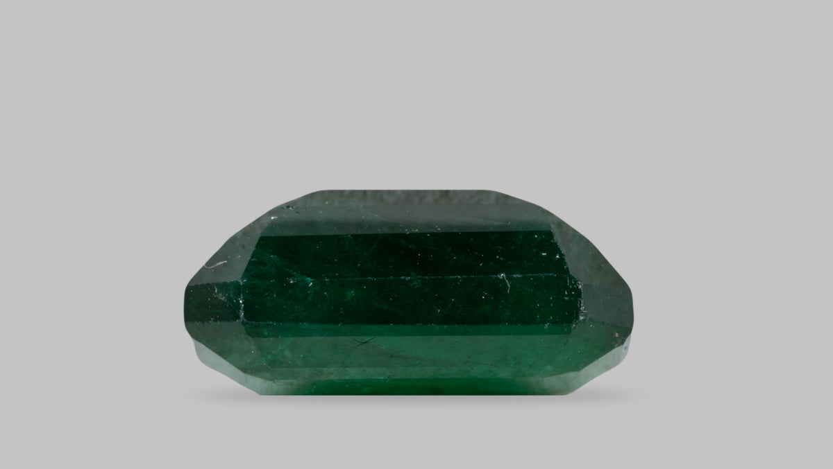 Zambian Emerald (Panna) 2.84 Carats / 3.12 Ratti