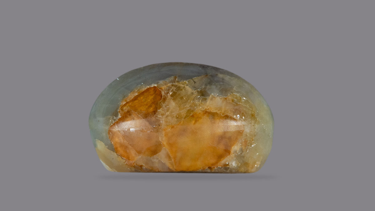 Cat's Eye (Lehsuniya) 7.22 Carats / 7.93 Ratti