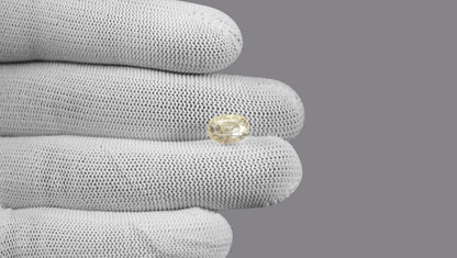 Natural Yellow Sapphire 5.49 Carats / 6.03 Ratti