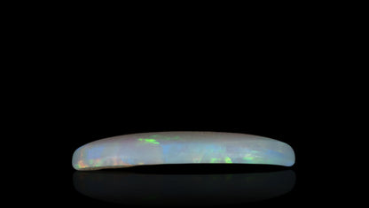White Opal With Fire 5.44 Carats / 5.98 Ratti