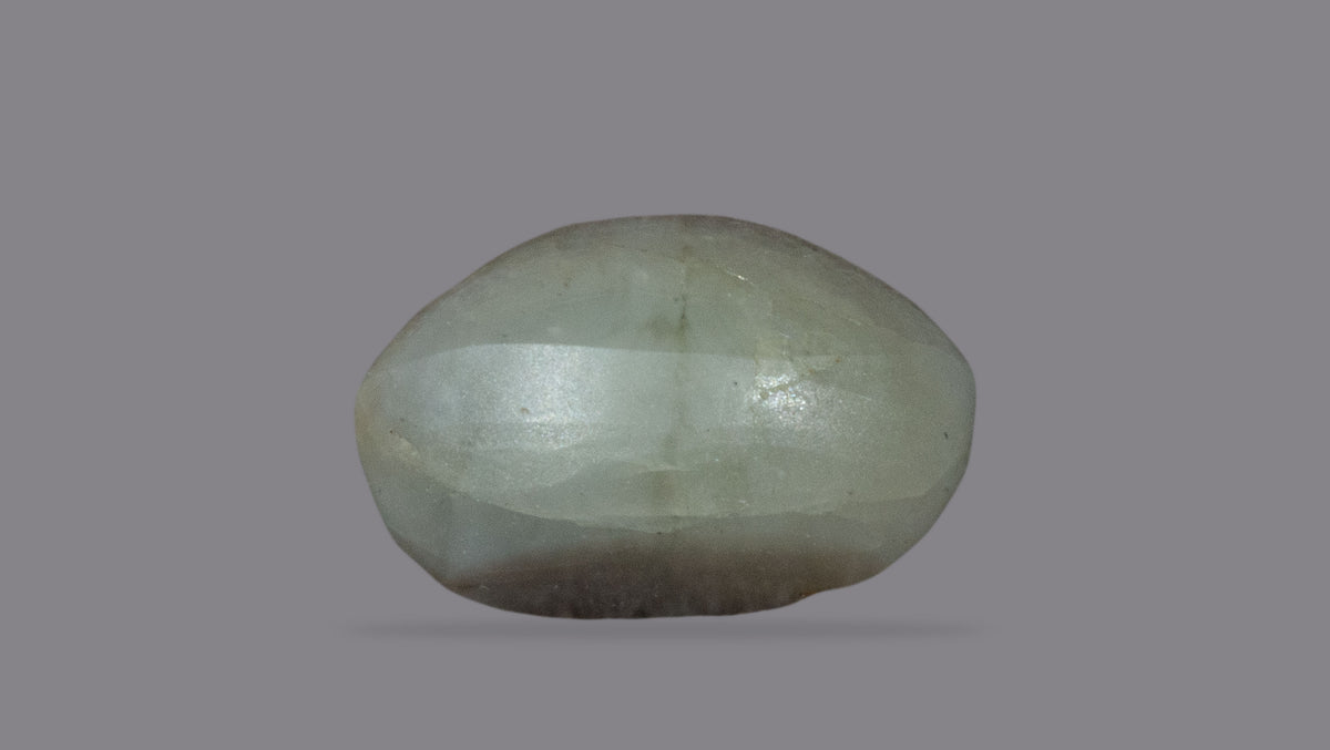 Cat's Eye (Lehsuniya) 3.09 Carats / 3.4 Ratti