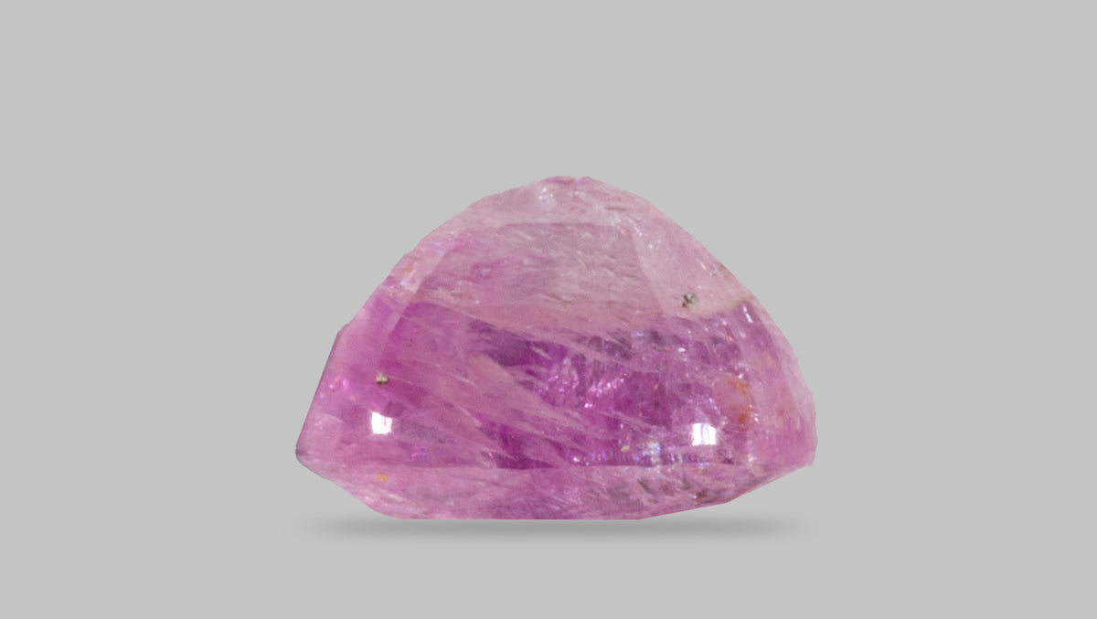 Natural Pink Sapphire 3.02 Carats / 3.32 Ratti