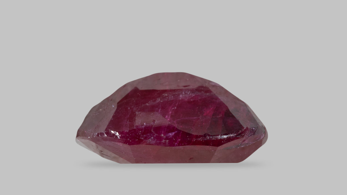 Mozambique Ruby (Manik) 4.77 Carats / 5.24 Ratti