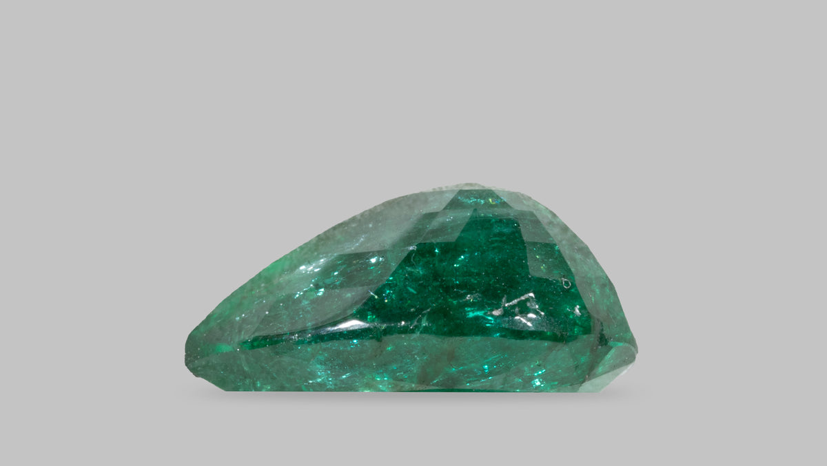 Zambian Emerald (Panna) 6.04 Carats / 6.64 Ratti