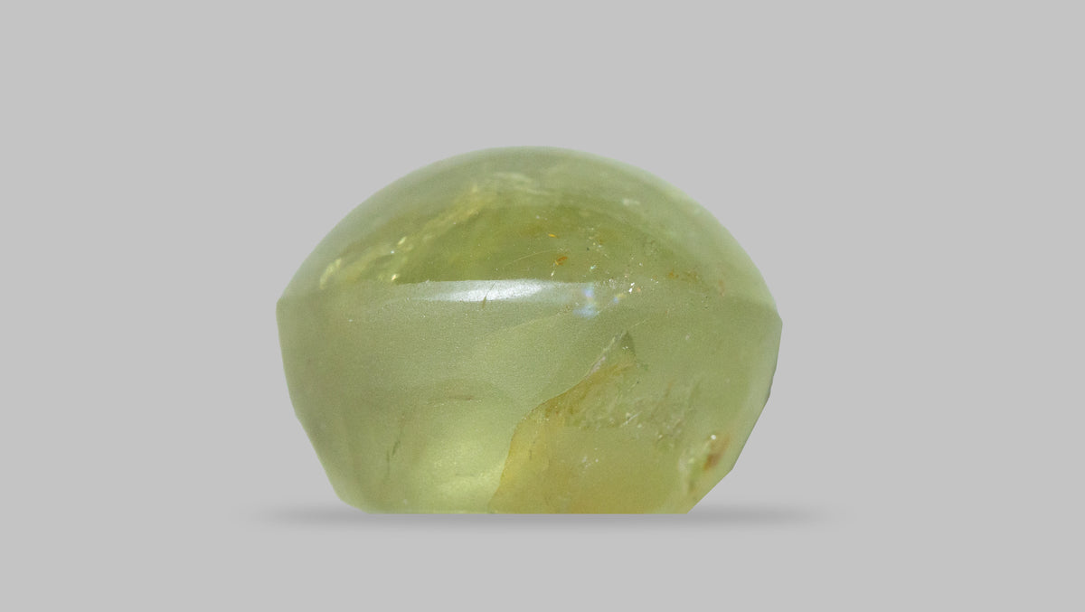 Cat's Eye (Lehsuniya) 13.12 Carats / 14.42 Ratti