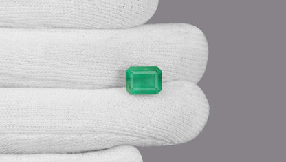 Zambian Emerald (Panna) 4.84 Carats / 5.32 Ratti