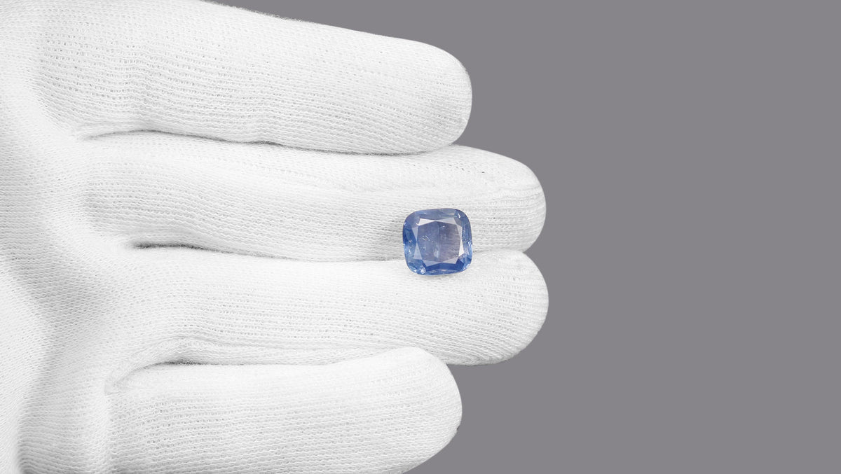 Natural Blue Sapphire 9.25 Carats / 10.16 Ratti
