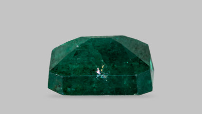 Zambian Emerald (Panna) 1.63 Carats / 1.79 Ratti
