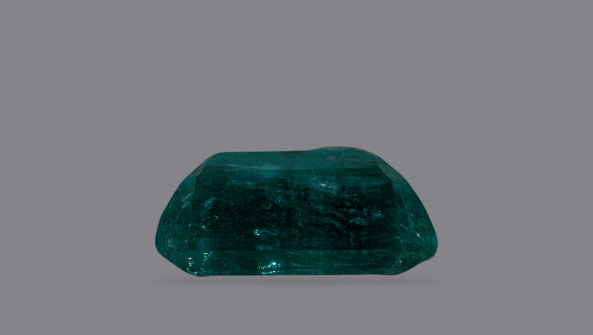 Zambian Emerald (Panna) 6.65 Carats / 7.31 Ratti