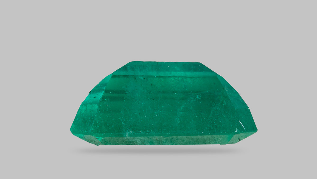 Minor Oil Zambian Emerald 2.17 Carats / 2.38 Ratti