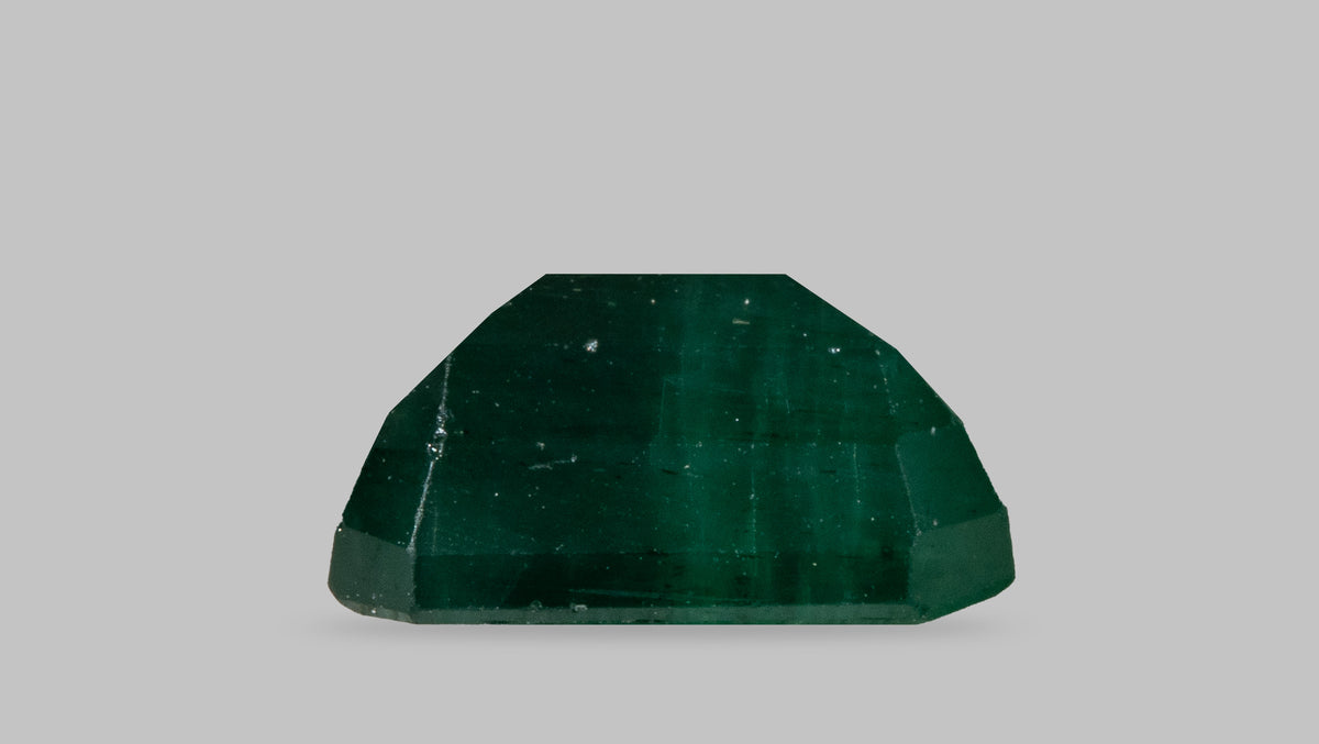Minor Oil Zambian Emerald 1.86 Carats / 2.04 Ratti