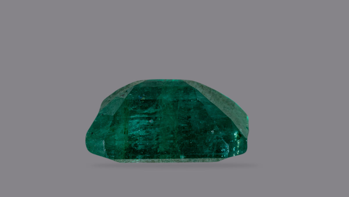 Zambian Emerald (Panna) 4.56 Carats / 5.01 Ratti
