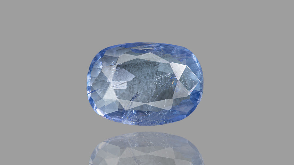 Natural Blue Sapphire 3.47 Carats / 3.81 Ratti