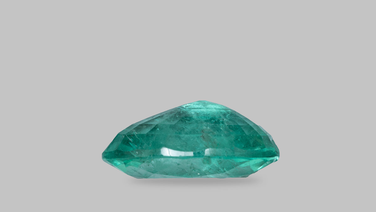 Columbian Emerald (Panna) 8.76 Carats / 9.63 Ratti
