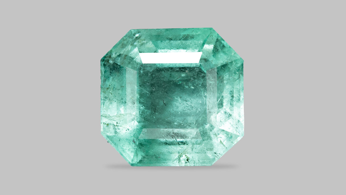 Columbian Emerald (Panna) 5.22 Carats / 5.74 Ratti