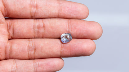 Natural Pitambari 4.60 Carats / 5.05 Ratti